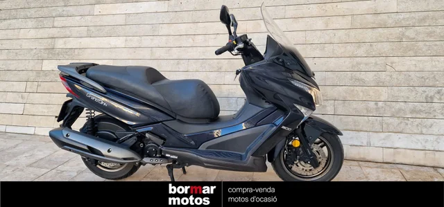 Kymco Grand Dink 300