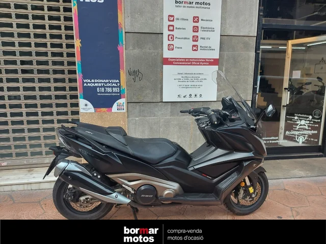 Kymco AK550