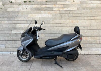 SUZUKI BURGMAN 200