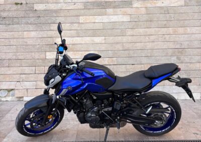 YAMAHA MT07