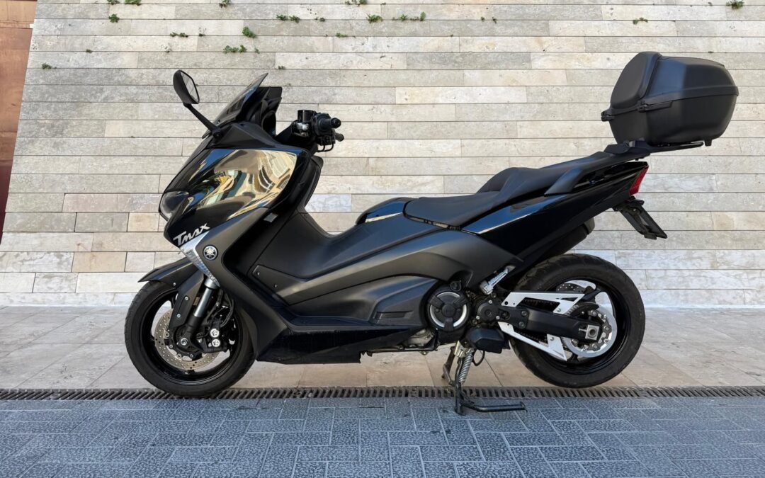 YAMAHA T-MAX 500