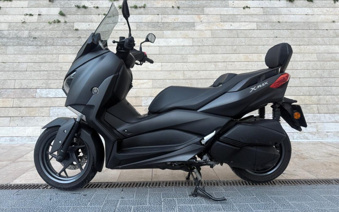 YAMAHA XMAX 300