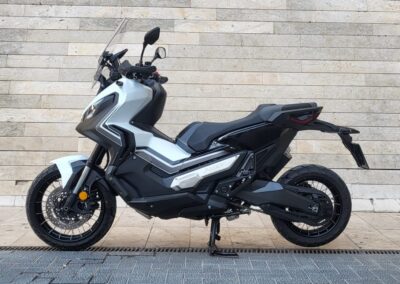 HONDA X-ADV 750
