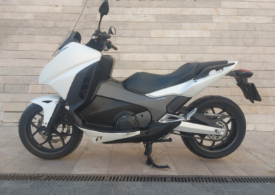 HONDA INTEGRA 750