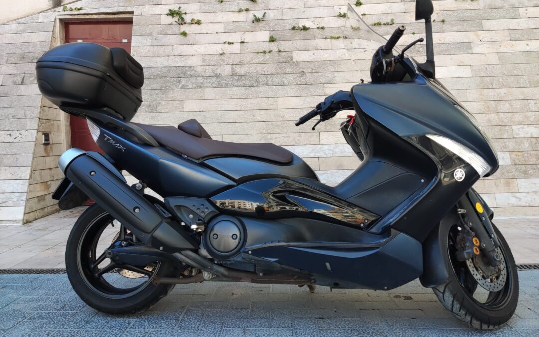 YAMAHA T-MAX 500