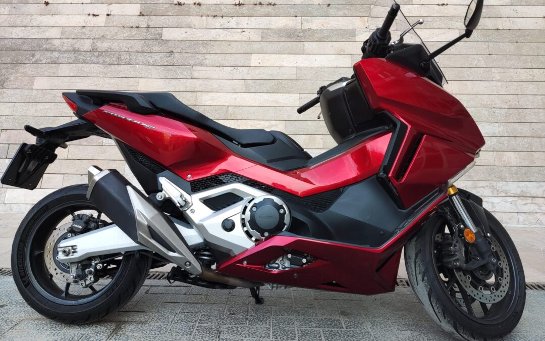 HONDA FORZA 750