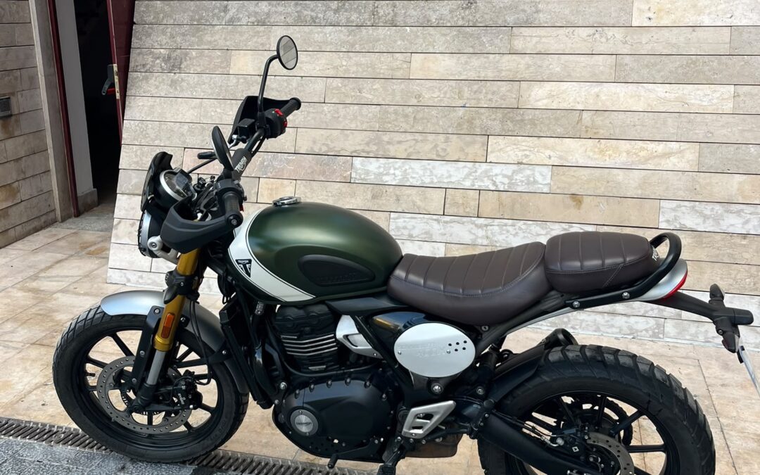 TRIUMPH SCRAMBEL 400X