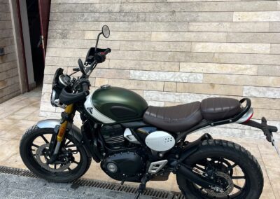 TRIUMPH SCRAMBEL 400X