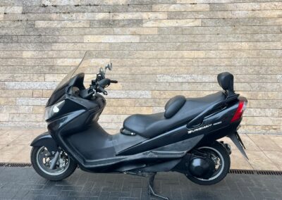 suzuki burgman 400